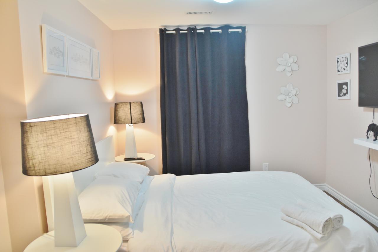 Beautiful And Spacious Basement Apartment Brampton Buitenkant foto